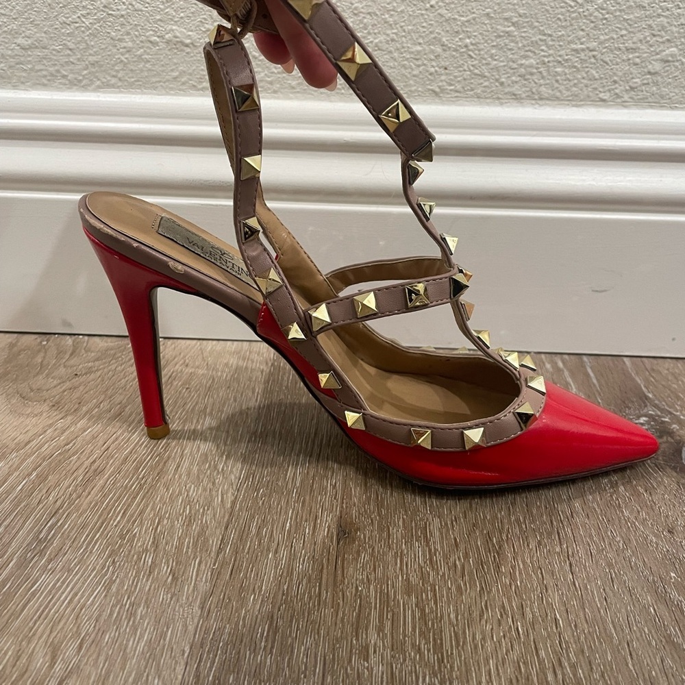 Valentino Garavani Red Patent and Nude Rockstud T-Strap Pumps - Picture 8 of 16